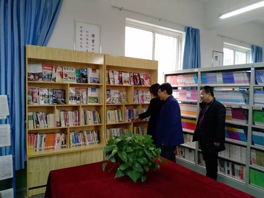 2018-11-14 太阳成集团(tyc1286·China)官方网站去东党初级中学扶贫收条IMG_20181114_120424